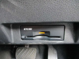 ETC2.0 高速道路を利用する際、ノンストップで料金所を通過できます。別途セットアップ料金がかかります