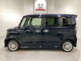 購入後も自社指定整備工場完備でお客様の愛車をしっかりサポート致します!御納車時には安全かつ安心してお乗り頂けるようホンダ専門知識を持つ整備スタッフが点検・整備・装備も説明をしてお渡ししております。