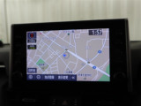 純正ナビを装備。タッチパネル式で使いやすく、お出かけもラクラクです。