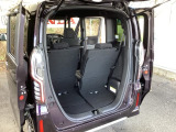 リアシートがあっても、しっかり荷物を積む事ができます。