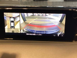 【360&deg;ビューモニター】専用のカメラにより、上から見下ろしたような視点で360度クルマの周囲を確認することができます☆死角部分も確認しやすく、狭い場所での切り返しや駐車もスムーズに行えます。