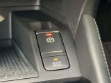 電動パーキングブレーキ 指先で簡単に出来ます  オートブレーキホールド 停車時のブレーキペダルを踏み続ける事を楽に ペダルから足を離せます 坂道発進も楽になります