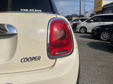 暗い道でも明るいライトでサクサク運転できますよ!