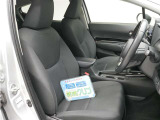 運転席も長時間運転していても疲れないシートを使用。長時間のお出かけも快適に過ごすことが可能です。