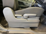 ドライバーによって運転しやすいポジションは異なり、あの車はどうなのか不安なこともありますよね。気になるお車は店頭で乗り込んでご確認いただけます♪