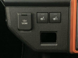 運転席と助手席には、さむ?い冬に大活躍のシートヒーター付いています!あっという間に、体が温まる◎ 頼もしい味方です^^