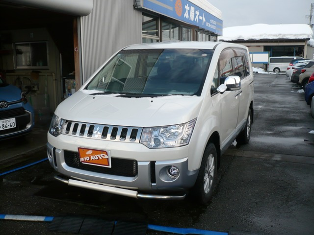デリカD:52.4 M 4WD