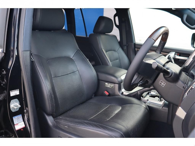トヨタ ランドクルーザー200 4.6 ZX 4WD の中古車詳細 (87,000km