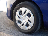 純正のホイールカバーを履いてます!
