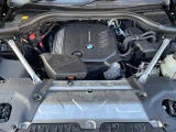 安心のBMW認定中古車は100項目の箇所を徹底的にチェック致します。機械的な箇所や電気系、コンピューターなどをご納車前に点検し、交換基準に達した部品は全て新品に修理返品した後にご納車致します。