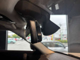 ETC車載器システム内蔵自動防眩ルームミラー ITSスポットによる渋滞情報受信サービスでは1000キロ先の渋滞情報まで網羅する事が可能です!