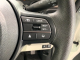 クルーズコントロールを装備しています。高速道路などで一定の速度で走ってくれるので運転が楽ですよ!速度を設定できますので、スピードの出しすぎにも注意できます。