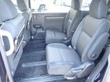 ◆2列目シートも足元ゆったりで快適に座って頂けます。チャイルドシートの取り付けにも対応しております。後部座席にお乗りの方も快適にお出掛け出来ます。