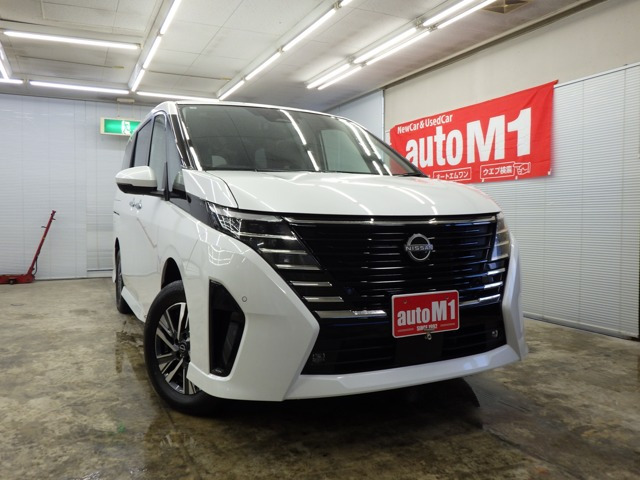 セレナ 2.0 ハイウェイスターV 4WD 