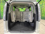 後席を格納すると、これだけの広さが!シーンに合わせたシートアレンジで、大きな荷物も積むことが出来ます♪