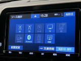 純正ナビを装備。タッチパネル式で使いやすく、お出かけもラクラクです。