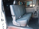 セカンドシート 2段階調整式スライド・リクライニングも可能です!