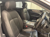 ◆LIBERALAは、輸入車選びの新たなスタイルを提案するインポート・セレクト・ブランドです。オーナー様となる方がクルマから直接感じる感性を第一にした、最良の一台との出会いをコーディネートいたします。