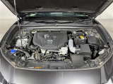 【エンジンルーム】エンジンの調子は良好です!ご納車前にはしっかりとオイル交換・その他油種類の点検補充をさせて頂きます。また、ガリバーでは修復歴のある車は販売いたしません。