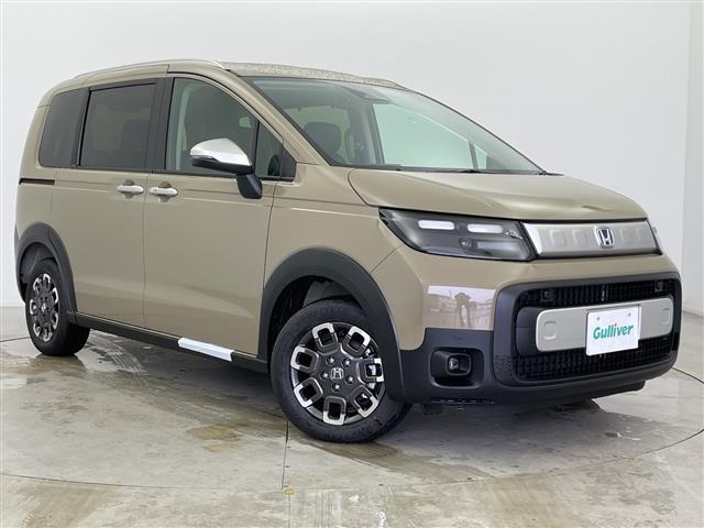 フリード1.5 e:HEV クロスター 4WD修復歴無し