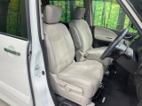 運転席シート廻りは使用感も少なく、良好な状態となっています。丁寧に使われていたことがよくわかりますね。