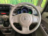 ステアリングも使用感が少なく、きれいな状態となっております♪
