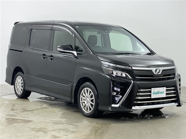 ヴォクシー2.0 ZS 4WD修復歴無し