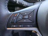 ステアリングスイッチ 手元でオーディオ操作やメーター内の車両設定を行えます!