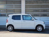 小回りの利くサイズ感で、細い道もスイスイ走れる頼れる形。 Compact size runs smoothly on narrow roads, reliable shape.