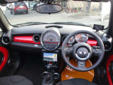 社外ナビ・フルセグ・Bluetooth・JCW17インチAW・OPスポーツモードスイッチ・革巻きH・パドルシフト・社外レーダー・プッシュスタート・走行55,069km