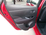 後部座席が広くひらきますので、乗り込むとき乗りやすいです。