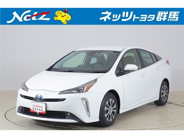 プリウス1.8 S ツーリングセレクション E-Four 4WD