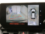 バックガイドモニターで、後方を確認しながら安心して駐車することができます。運転初心者も熟練者も必須の機能ですよ!