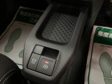 電動パーキングブレーキです!ホールド機能も付いていますよ♪