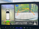 【アラウンドビューモニター】専用のカメラにより、上から見下ろしたような視点で360度クルマの周囲を確認することができます☆死角部分も確認しやすく、狭い場所での切り返しや駐車もスムーズに行えます。