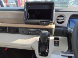 当社は法定費用と車両外諸費用を含んだ総額表示点です。ヤフ-の中古車サイトをご覧の方は(メ-ル見積もり・在庫を確認する)のボタンを押して総額表示の金額を確認して下さい。総額には(車検)整備代税金含みます