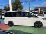当店で購入して頂いたお車には距離無制限、一年間の保証をお付け致します。