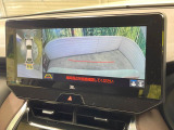 【パノラミックビューモニター】専用のカメラにより、上から見下ろしたような視点で360度クルマの周囲を確認することができます☆死角部分も確認しやすく、狭い場所での切り返しや駐車もスムーズに行えます。