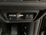 ハンドルの右下にETC2.0がついています。高速道路の料金所の通過も楽々です!。 カードの取り出しもしやすい場所についています。