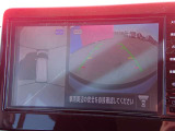 上からの視点で狭い駐車場への駐車などに役立つアラウンドビューモニターです♪