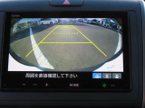 バックカメラ搭載なので後方時に車体後ろが確認出来る為、運転の苦手な方やたまに乗る方でも安心して車庫入れが出来ます☆