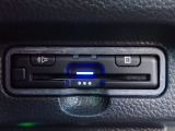 ■【ETC車載器】が装備されています。セットアップをしてお渡しとなり、ETCカードを差し込むだけで高速道路の利用が可能です。