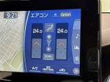運転席・助手席・独立型オートエアコン。運転手とパートナー別々の温度設定が出来快適なドライブが楽しめます!!
