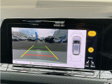 ■駐車するときにバックガイドモニターを見ながら安心して駐車できます!
