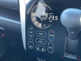 【 オートエアコン 】車内温度を感知して自動で温度調整をしてくれるのでいつでも快適な車内空間を創り上げます!
