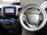 インパネ周りもスタイリッシュで操作性が良いですよ☆しっかり視認性も確保していますので、ご安心下さい!!☆ホンダオートディーラーホンダ専門店♪TEL06-6744-2222☆