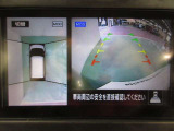 アラウンドビューモニターで車庫入れも空から見ている様に駐車できラクラクです。