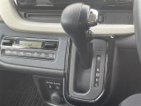 【 シフト 】シフトも操作しやすく快適なドライブを楽しんでいただけます。