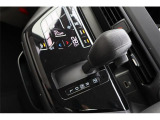 シフト操作がしやすく快適なドライブをお楽しみいただけます。