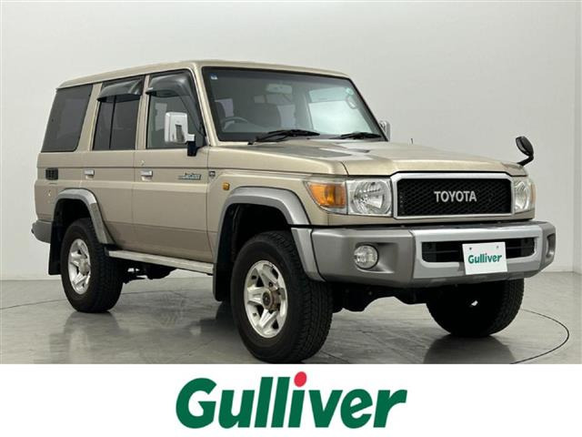 ランドクルーザー  4WD 5MT